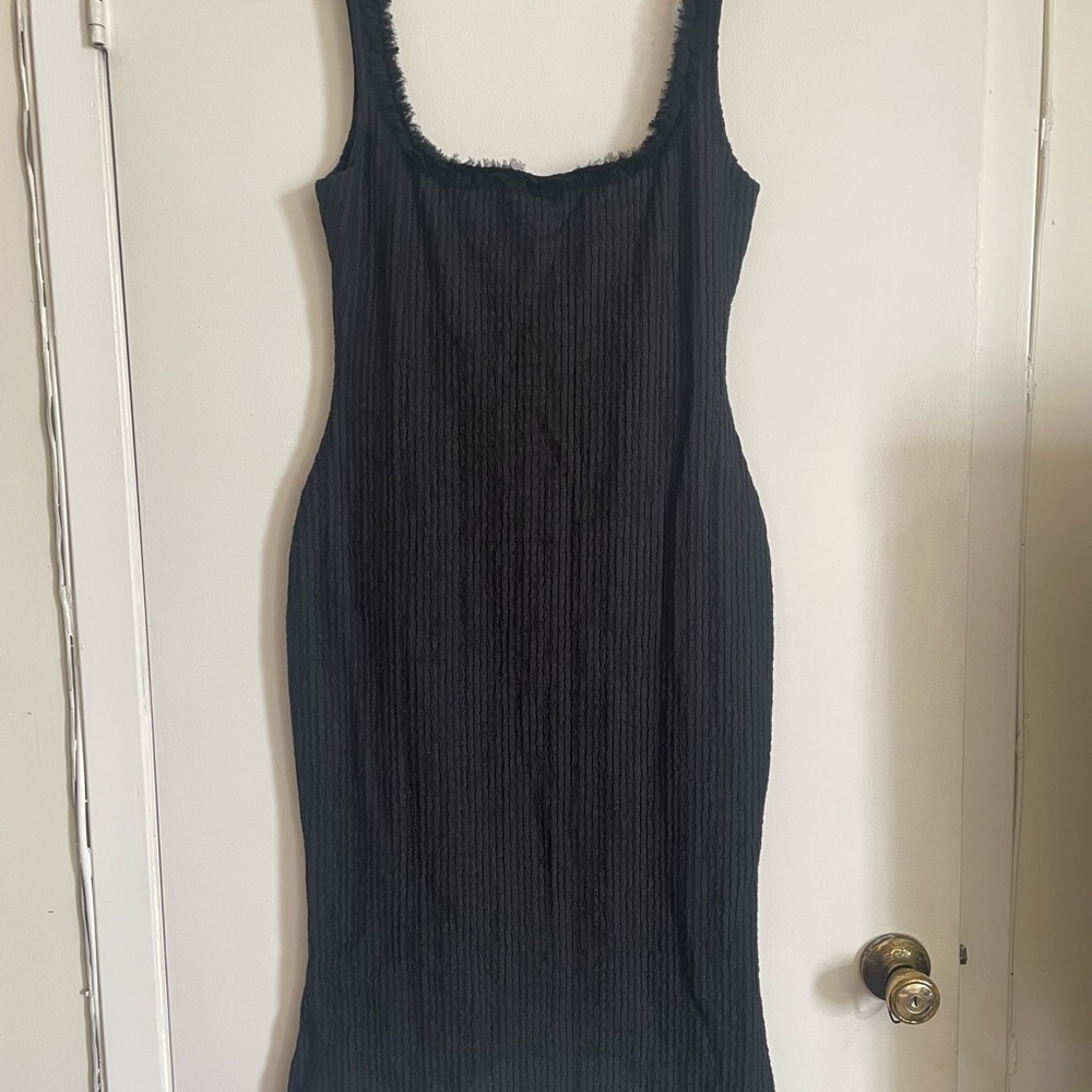Mirror Palais Black Ribbed Sleeveless Midi Dress - Picture 3 of 8
